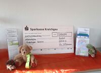 Spendenscheck der 6b Paulusheim an den Kinderhospizdienst Karlsruhe